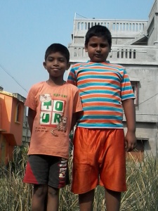 Captured these kids in the frame frolicking around on the streets of kestopur, kolkata